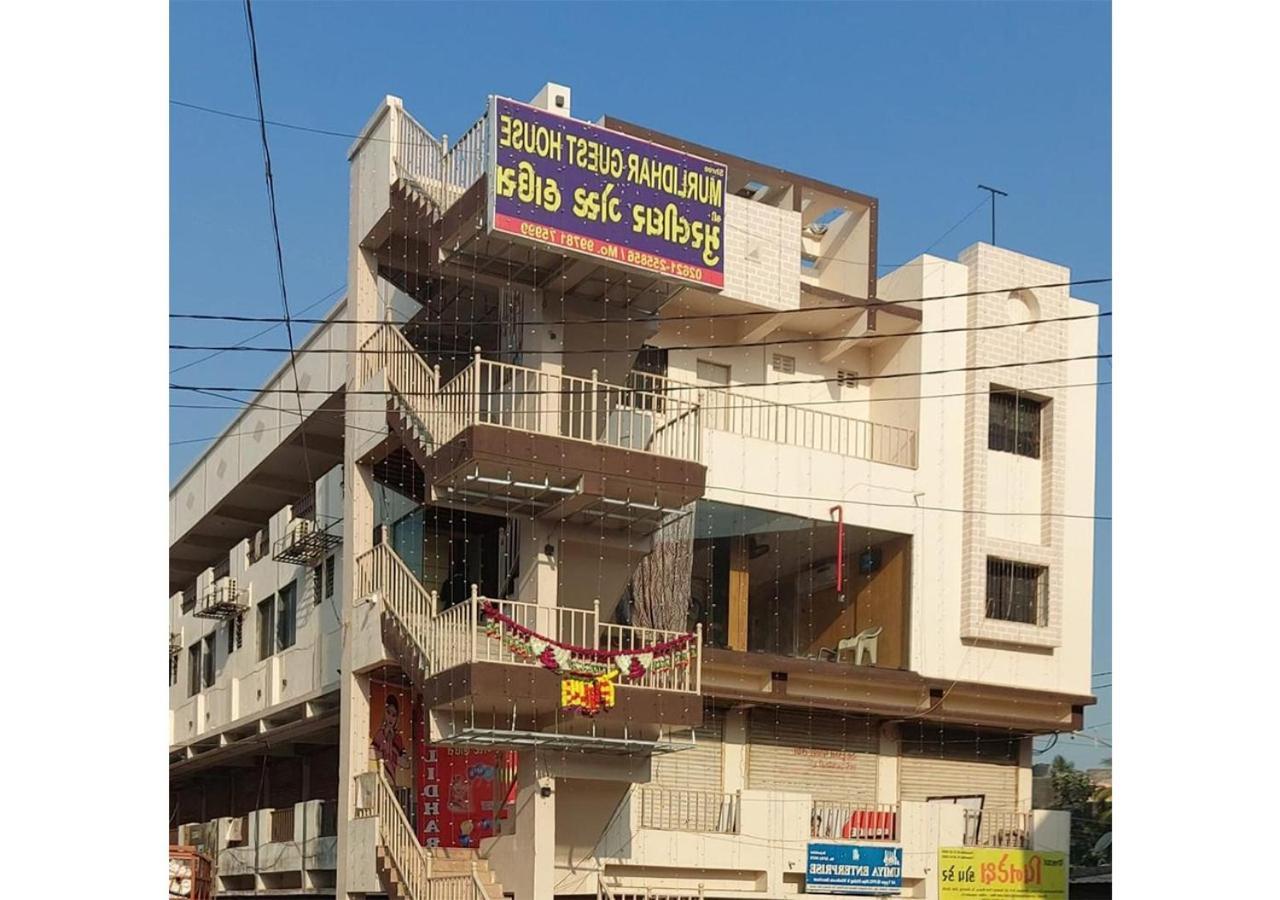 Shree Murlidhar Guest House Сурат Екстериор снимка